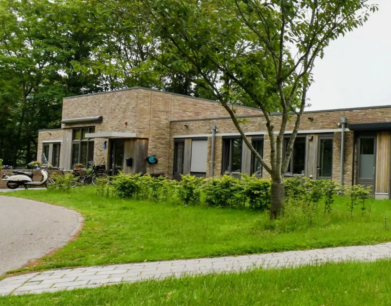 Gebouw woonzorgpark Noorderhaven In Julianadorp, Centrum Bijzondere Tandheelkunde Noord-Holland