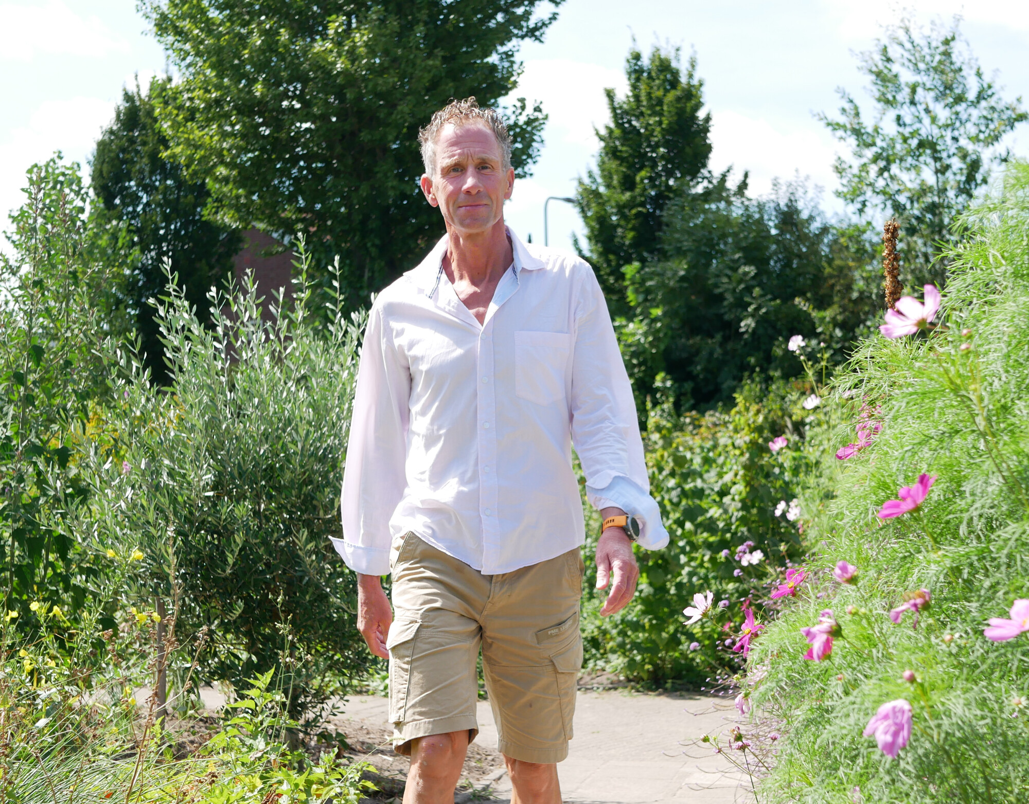 Johan loopt in de beleeftuin